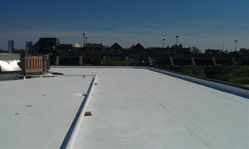 White roofing- Dixon Roofing Contractor Michigan